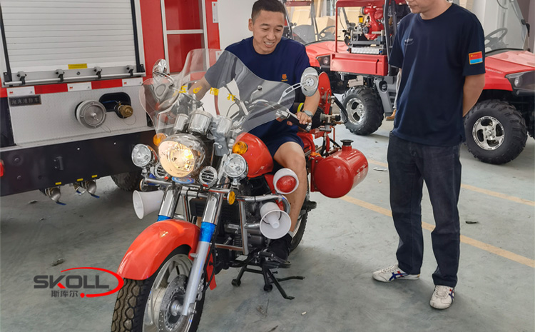 二輪消防摩托車(chē)QJ150-18F.jpg